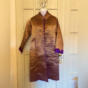 Mandarín Callar string quilted coat for women  large, pre owned.